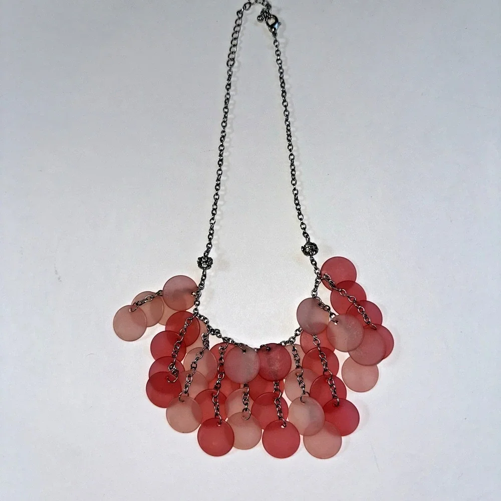 Unbranded Bib Necklace Women OS Pink Coral Excellent Tiered Resin Disc Statement